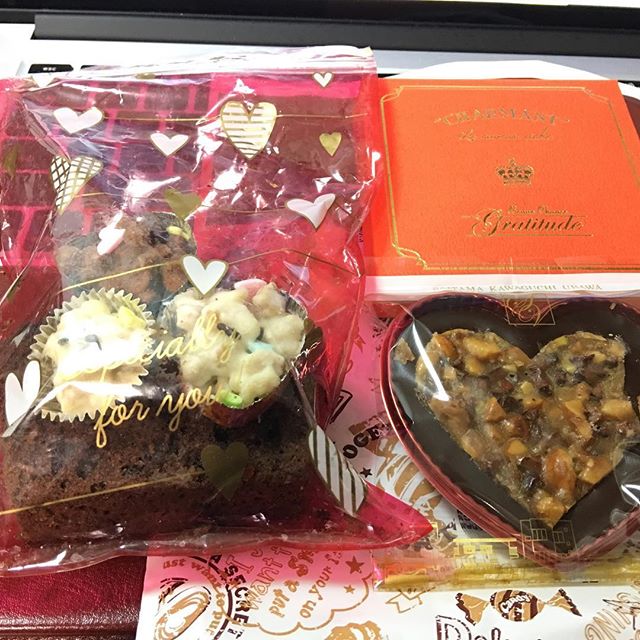 #知也塾 の生徒さんから #バレンタイン #チョコレート 戴きました！！！ありがとうございますー！！！ #パティシエさんの手作りあり#オッサンウレシイ#たべるのもったいない #バレンタイン2017